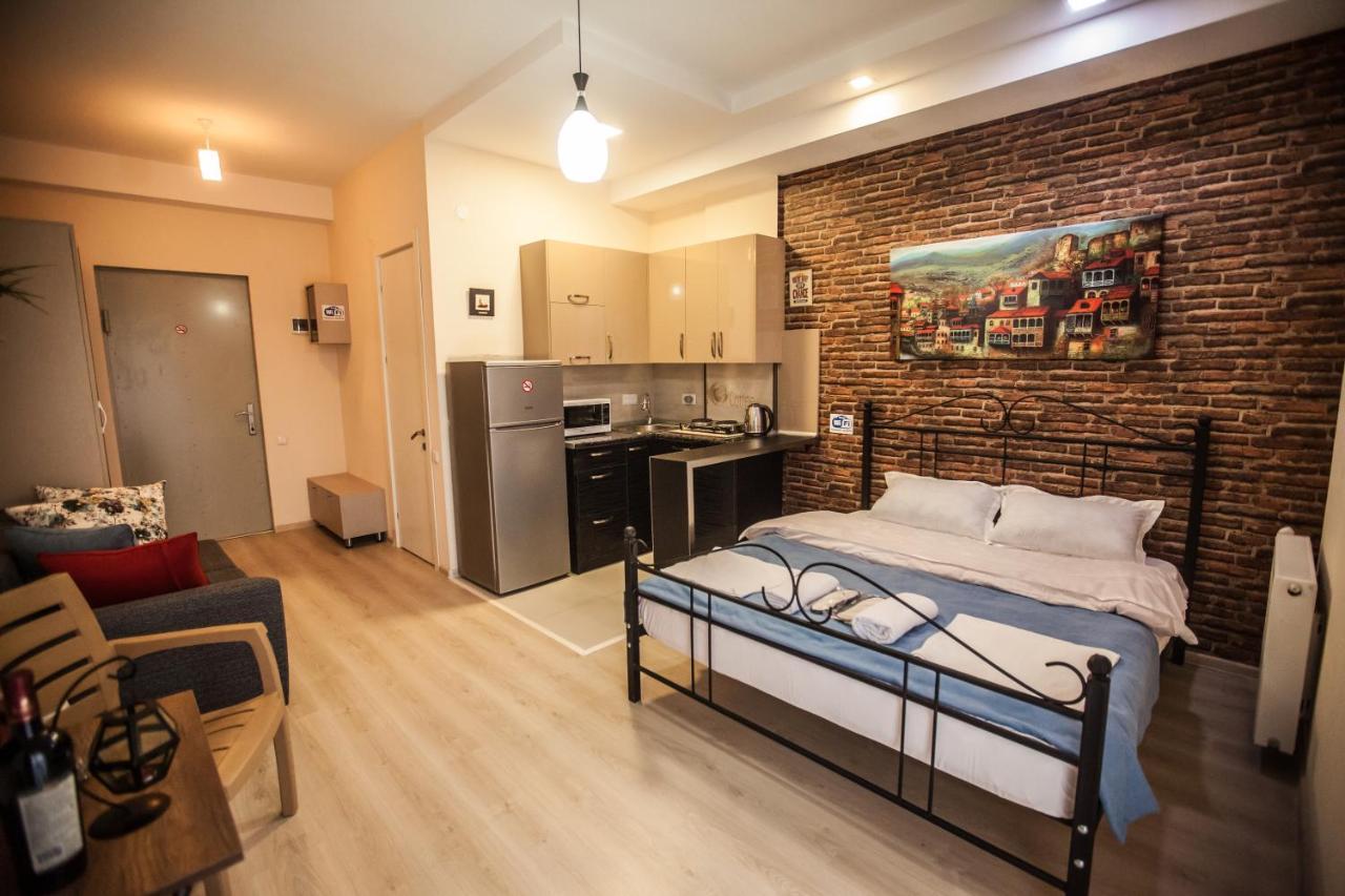 Anri'S Apartments Studio Τυφλίδα Εξωτερικό φωτογραφία