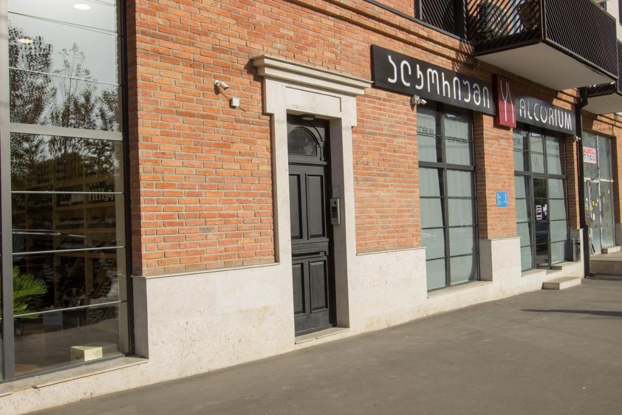 Anri'S Apartments Studio Τυφλίδα Εξωτερικό φωτογραφία