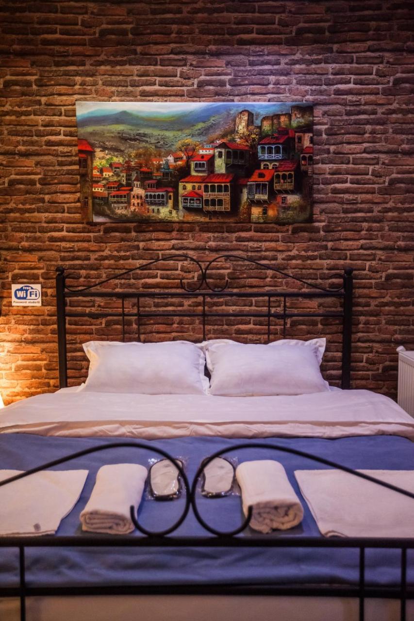 Anri'S Apartments Studio Τυφλίδα Εξωτερικό φωτογραφία